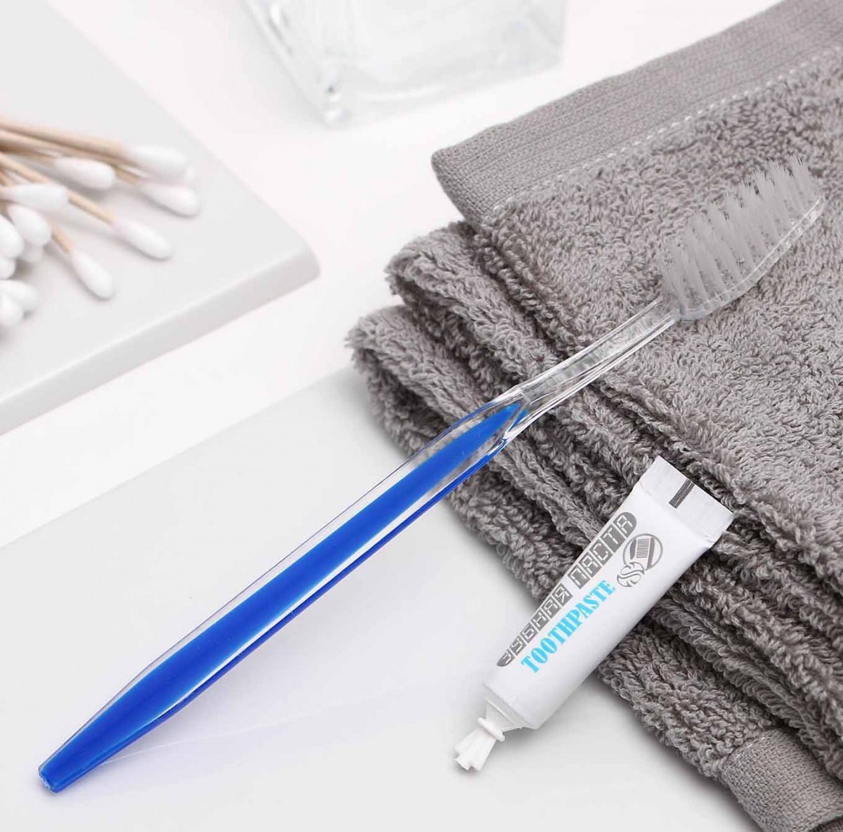 ) /hotel/300 2000120/1. набор щетки пасты. щетка + паста в саше 4 г) флоупак *120 шт. White glo зубочистки. силкамед набор дорожный (паста фэмили 30г.